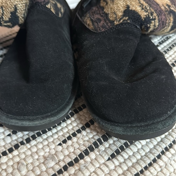 Boots - Picture 6 of 15